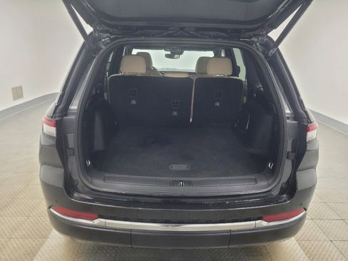 Used 2023 Jeep Grand Cherokee 4WD 4xe image 29