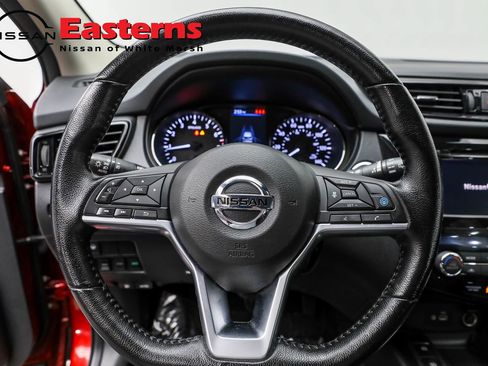 Used 2022 Nissan Rogue Sport SV w/ Technology Package AWD/4WD image 10