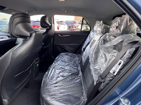 New 2025 Kia Niro EX image 13