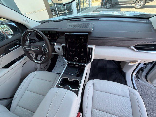 New 2027 GMC Acadia Denali w/ LPO, Floor Liner Package FWD image 21
