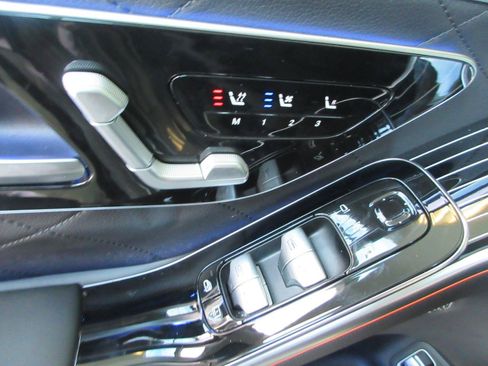 Used 2021 Mercedes-Benz S 580 4MATIC Sedan image 6