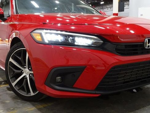 Used 2022 Honda Civic Touring image 47