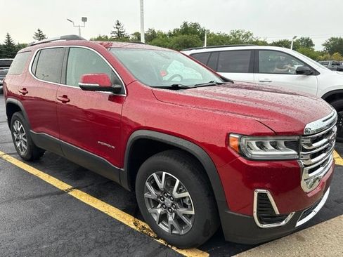 Used 2022 GMC Acadia SLE w/ Driver Convenience Package FWD image 7