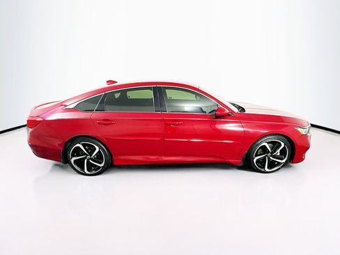 Used 2018 Honda Accord Sport image 10