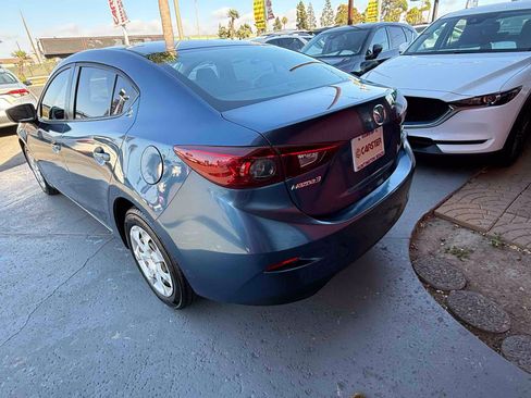 Used 2017 MAZDA MAZDA3 Sport FWD image 18