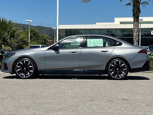 New 2026 BMW 550e xDrive AWD/4WD image 6