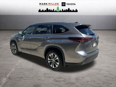 Certified 2025 Toyota Highlander XLE