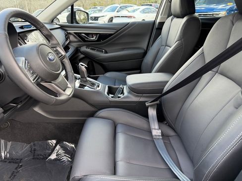 Used 2025 Subaru Outback Limited w/ Popular Package #2 image 18