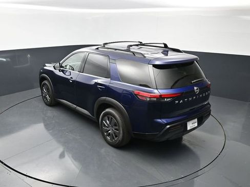 Used 2023 Nissan Pathfinder SV AWD/4WD image 15
