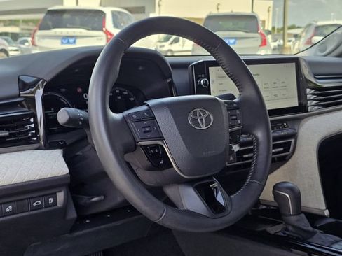 Used 2025 Toyota Camry XLE w/ Premium Package FWD image 26