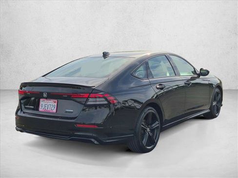 Used 2023 Honda Accord Sport image 5
