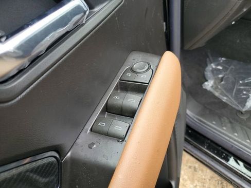 New 2026 GMC Canyon AT4 image 18