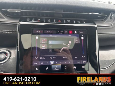 Used 2023 Jeep Grand Cherokee L Laredo w/ Luxury Tech Group I image 27