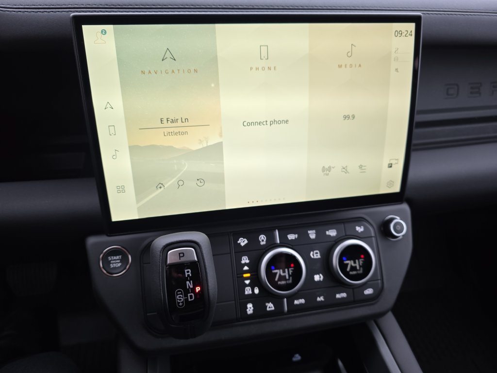 New 2026 Land Rover Defender 110 X-Dynamic SE AWD/4WD image 15
