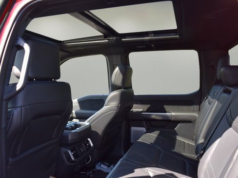 Used 2025 Ford F150 Platinum w/ Equipment Group 702A High image 5