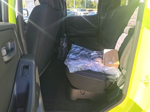 New 2026 Nissan Frontier PRO-4X w/ Pro-4x Convenience Package image 36