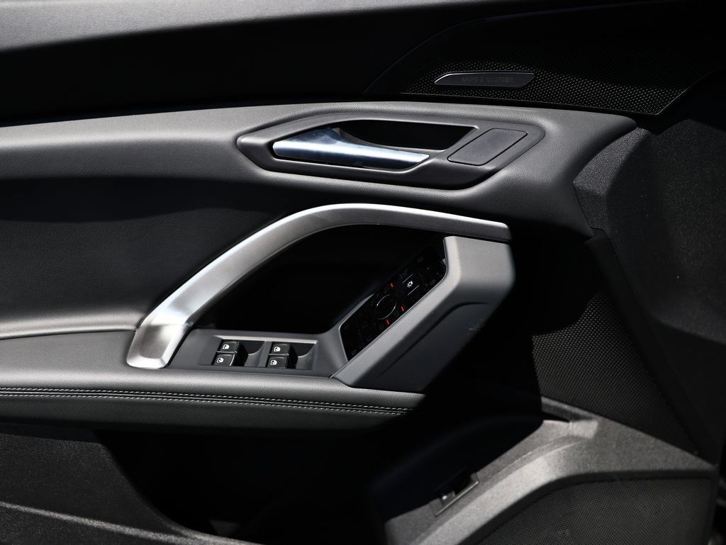 New 2026 Audi Q5 Premium Plus AWD/4WD image 14