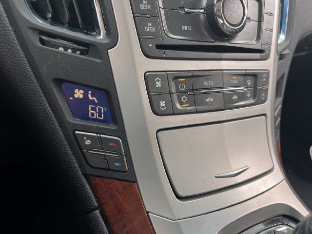 Used 2012 Cadillac CTS Luxury RWD image 24