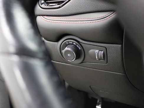 Used 2023 Dodge Durango R/T image 32