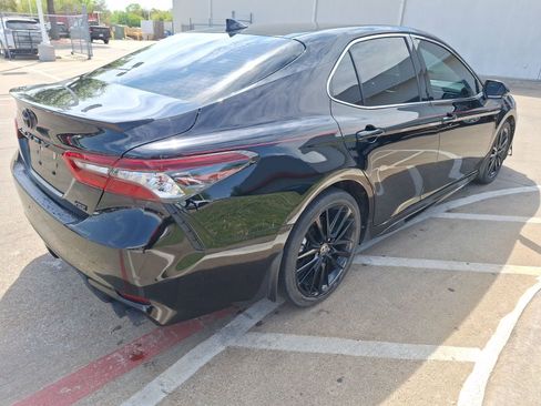 Used 2024 Toyota Camry XSE image 6