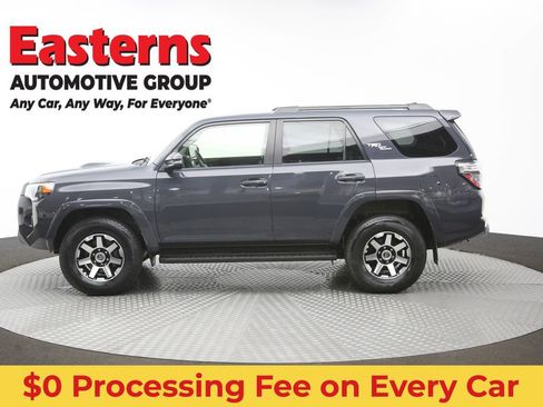 Used 2024 Toyota 4Runner TRD Off-Road Premium AWD/4WD image 60