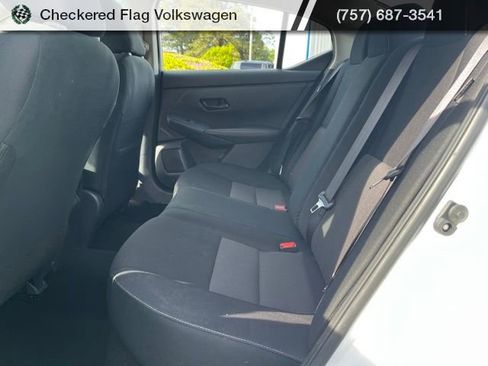 Used 2024 Nissan Sentra SV FWD image 25