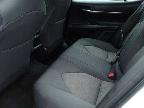 Used 2023 Toyota Camry LE image 13