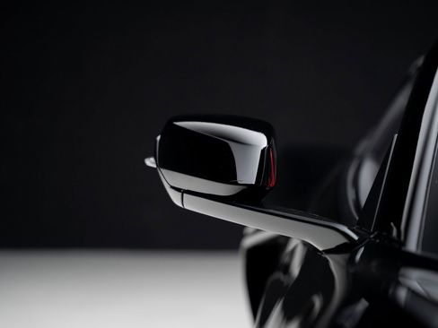 Used 2025 Chevrolet Corvette Stingray Convertible w/ 1LT image 15