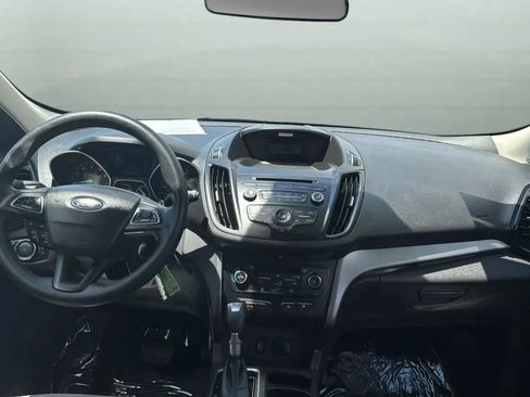 Used 2017 Ford Escape SE FWD image 36