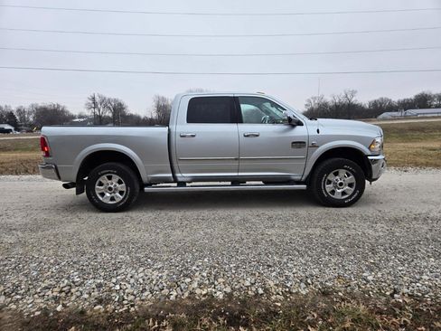 Used 2017 RAM 3500 Laramie Longhorn image 5
