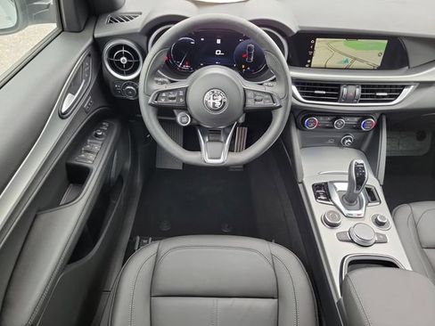 New 2025 Alfa Romeo Stelvio Sprint w/ Convenience Package AWD/4WD image 15