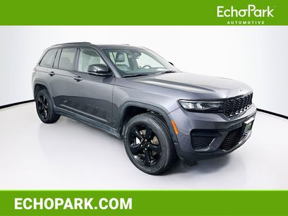 Used 2023 Jeep Grand Cherokee Altitude
