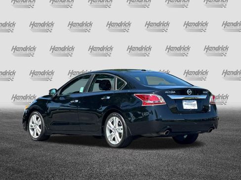Used 2015 Nissan Altima 3.5 SL FWD image 7