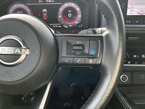 Used 2023 Nissan Rogue Platinum w/ Platinum Premium Package image 12