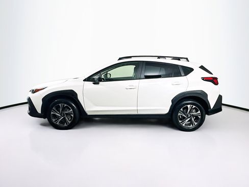 Used 2024 Subaru Crosstrek 2.0i Premium image 4
