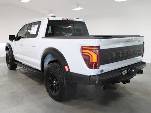 Used 2024 Ford F150 Raptor AWD/4WD image 7