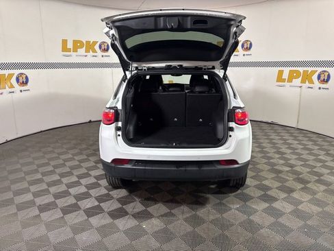 New 2026 Jeep Compass Limited image 8