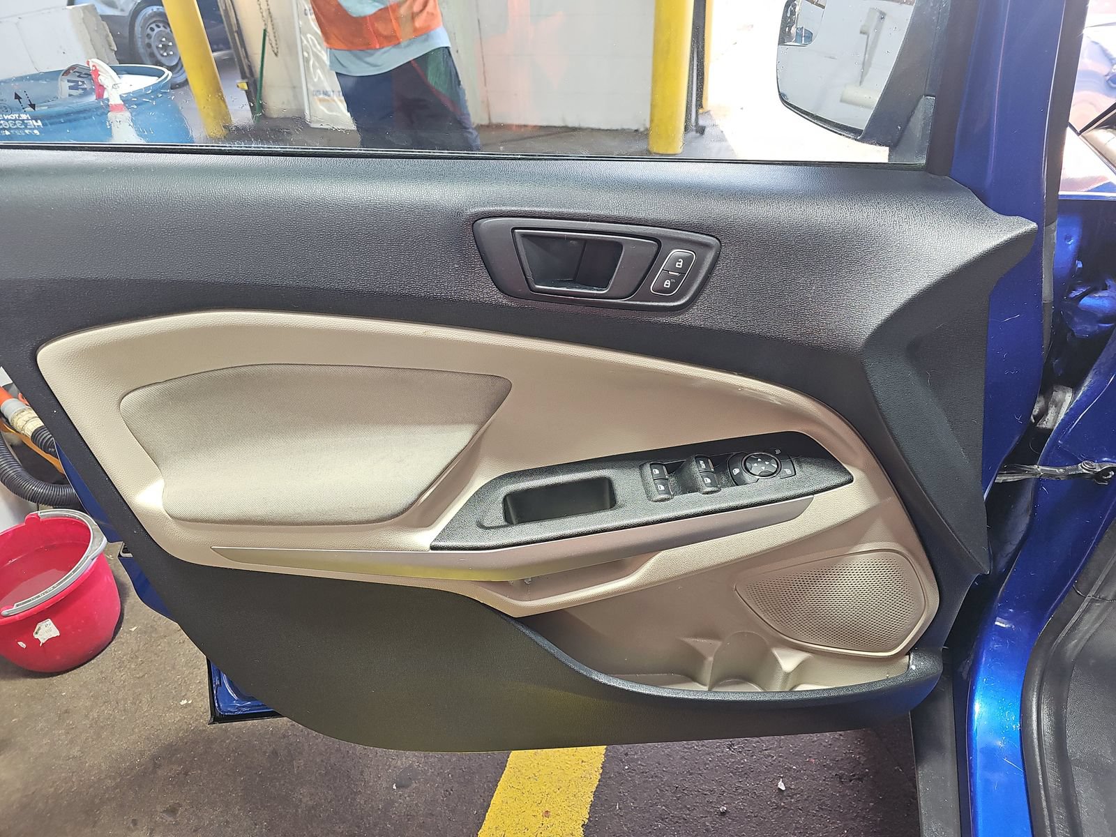 Used 2021 Ford EcoSport S AWD/4WD image 15
