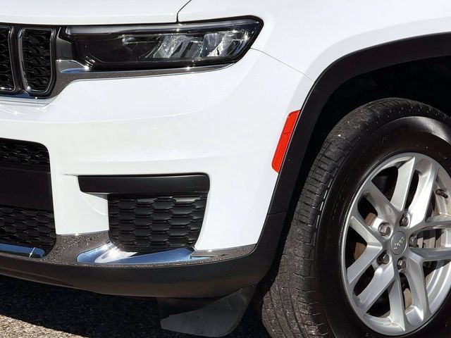 Used 2023 Jeep Grand Cherokee L Laredo w/ Luxury Tech Group I AWD/4WD image 10