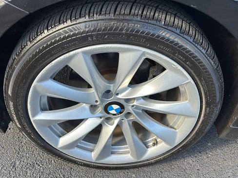 Used 2017 BMW 320i xDrive Sedan AWD/4WD image 28