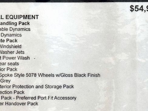 Used 2024 Land Rover Range Rover Evoque Dynamic SE image 3