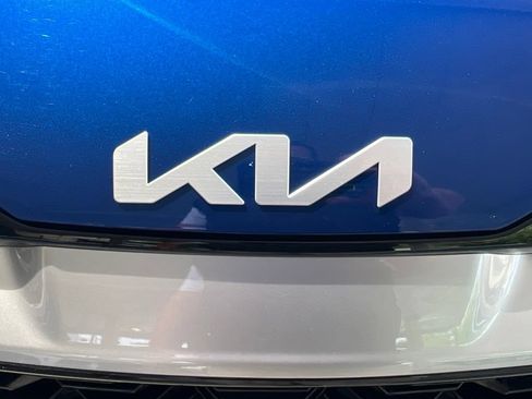 Certified 2025 Kia Sportage EX w/ Premium Package AWD/4WD image 31