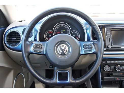 Used 2019 Volkswagen Beetle 2.0T SE image 13
