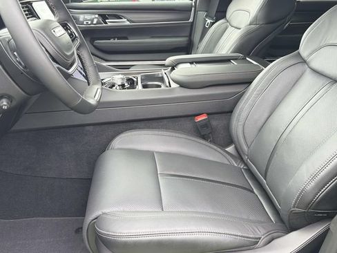 New 2026 Jeep Grand Wagoneer Summit w/ Premium Group III AWD/4WD image 25