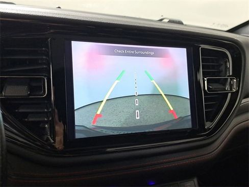 Used 2023 Dodge Durango GT image 31