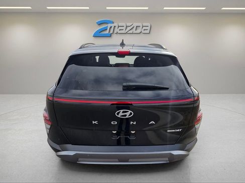 Used 2024 Hyundai Kona Limited image 4