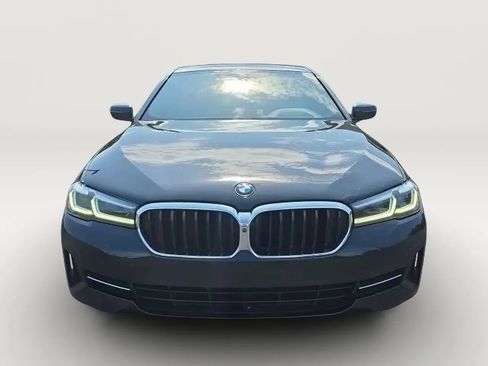 Used 2021 BMW 530i w/ Premium Package RWD image 4