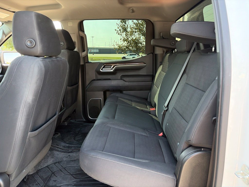 Used 2023 Chevrolet Silverado 1500 RST AWD/4WD image 36