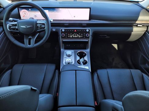 New 2025 Genesis GV80 2.5T Prestige image 14