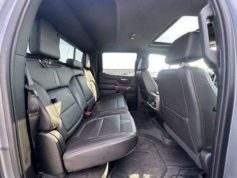 Used 2019 Chevrolet Silverado 1500 High Country w/ Technology Package image 33